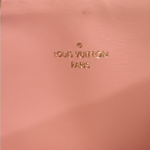 💯% Authentic Louis Vuitton Damier Azur Pouch✨ - Picture 6 of 7